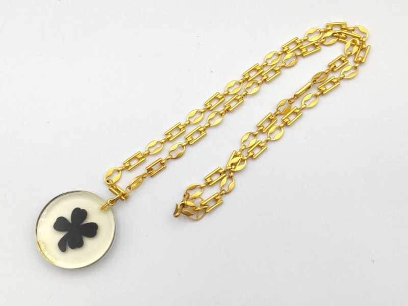 シャネル買取　ネックレス　クローバー　